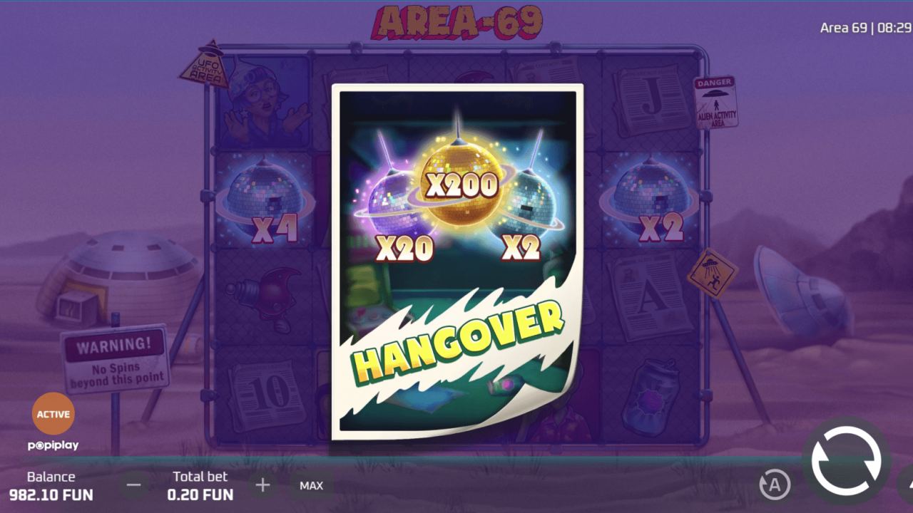 Start screen of Hangover feature with Glitter Balls up to x200 multipliers.