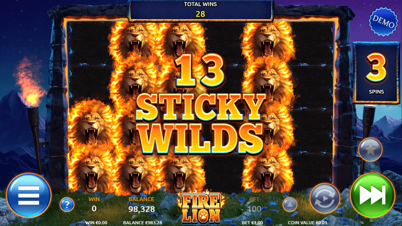 Juego Fire Lion mostrando la función de wild expansivo con el majestuoso símbolo del Fire Lion cubriendo los carretes.