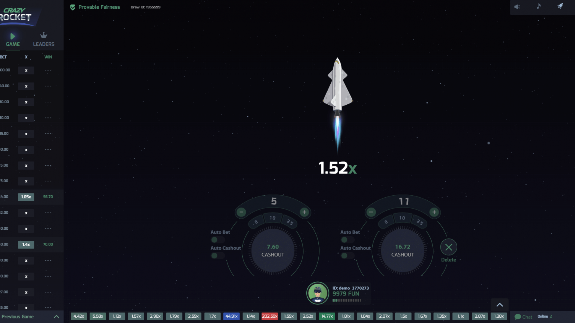 Modo double ticket — Duas apostas, um único voo Interface do Crazy Rocket com dois seletores de aposta ativos (Add Ticket), Auto Bet e Auto-Cashout prontos.