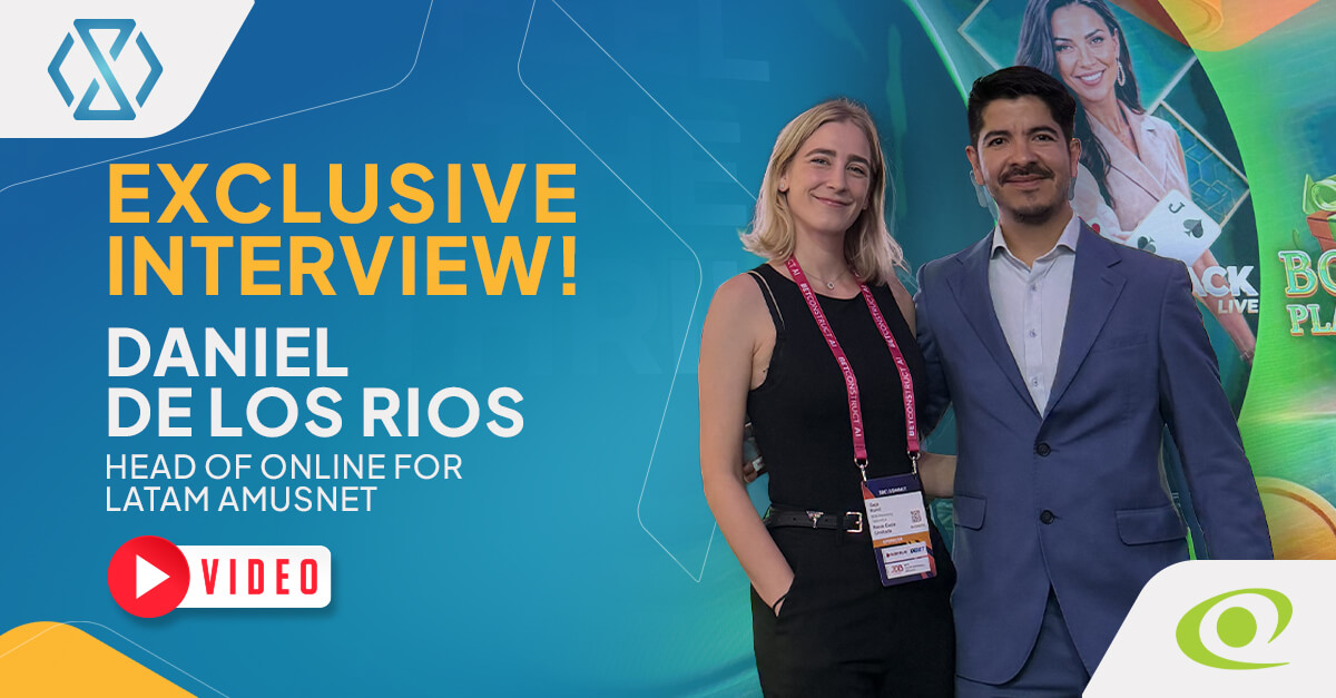 Gaja Konič, especialista en marketing de Timeless Tech, junto a Daniel de los Ríos, Head of Online LATAM de Amusnet, durante una entrevista exclusiva en SBC Summit Lisbon 2026.